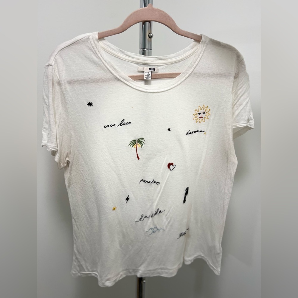 Society Amuse White T-Shirt, Size M